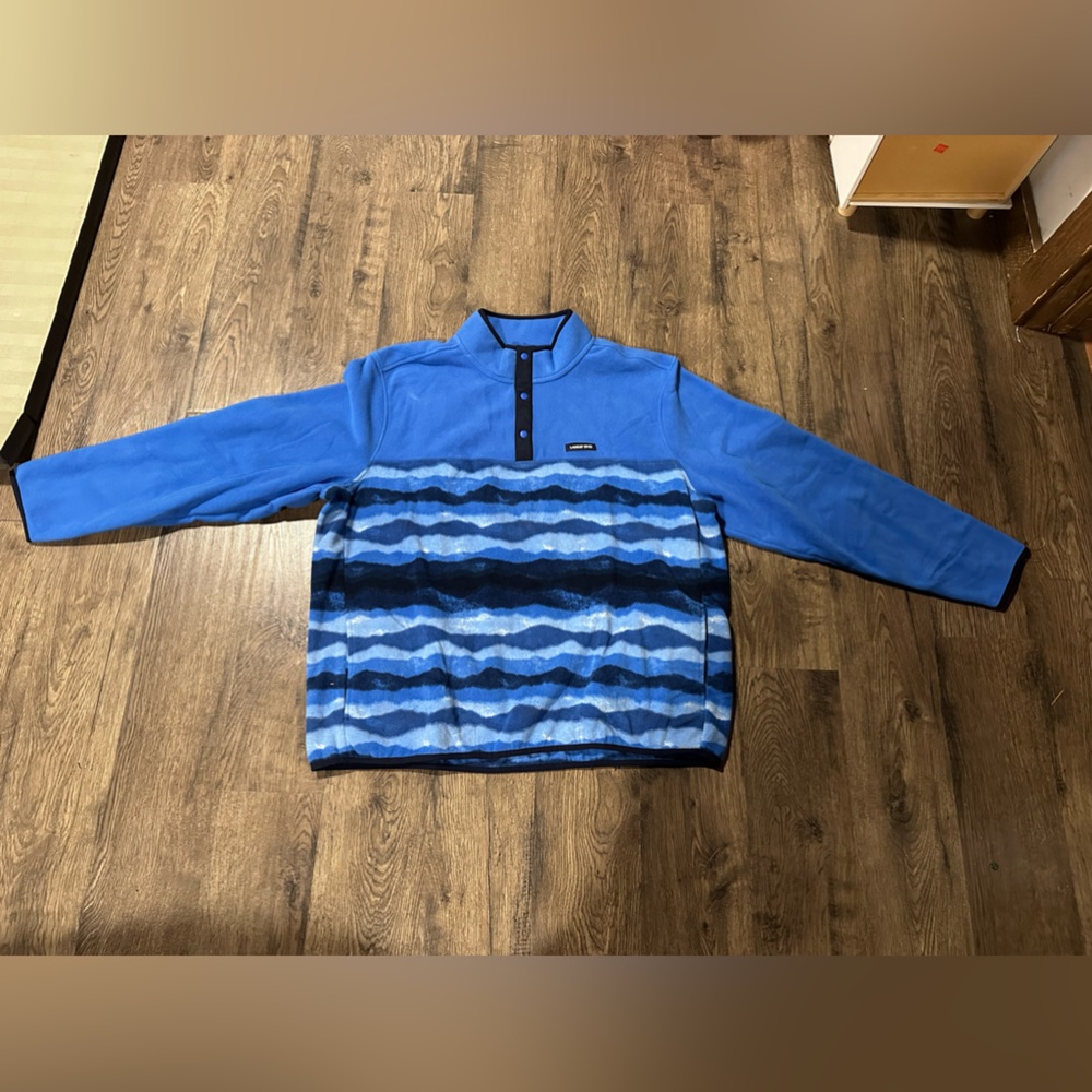 Size XXL, 50-52, blue Lands End fleece pullover.